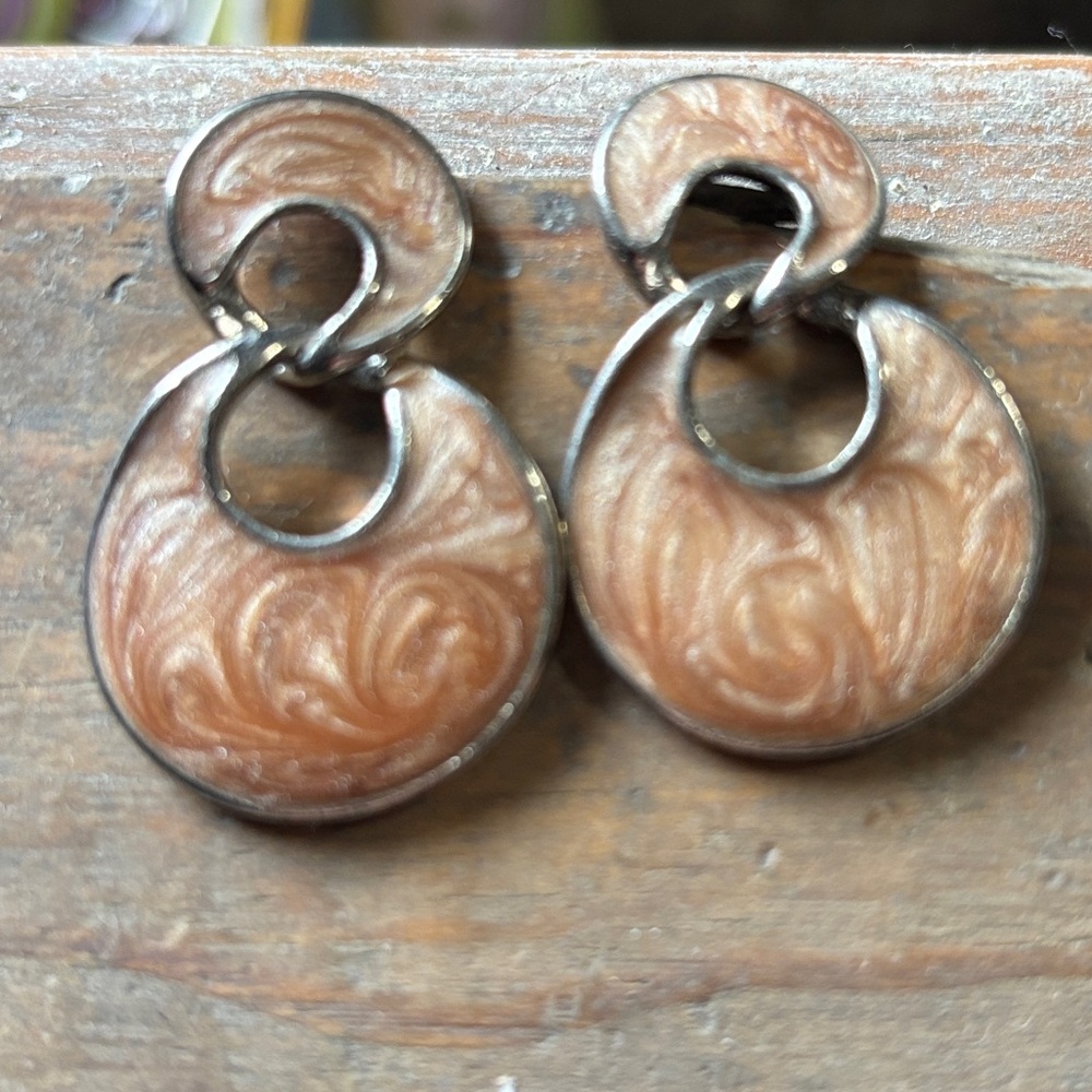 Vintage Pink Swirl Earrings